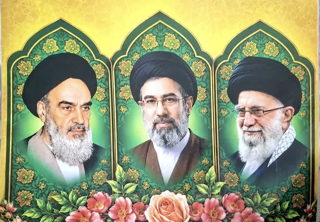 لمینت آ۳ عکس سه رهبر بسته 5 عددی